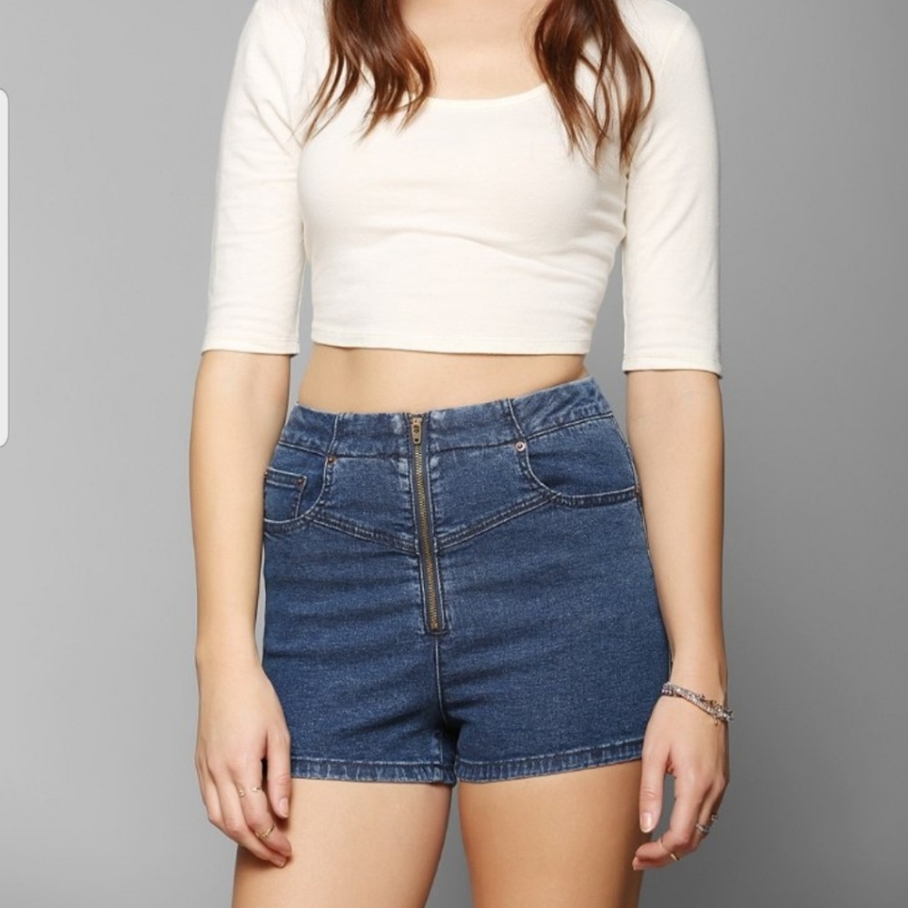 Like new BDG zip front shorts